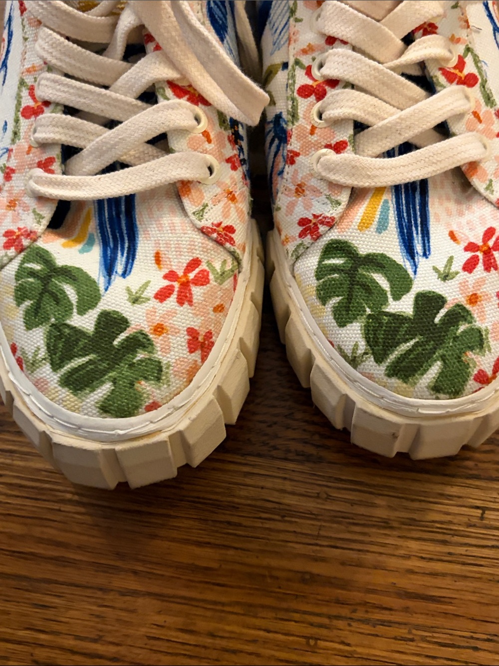 FARM Rio Sneakers - Picture 3 of 10